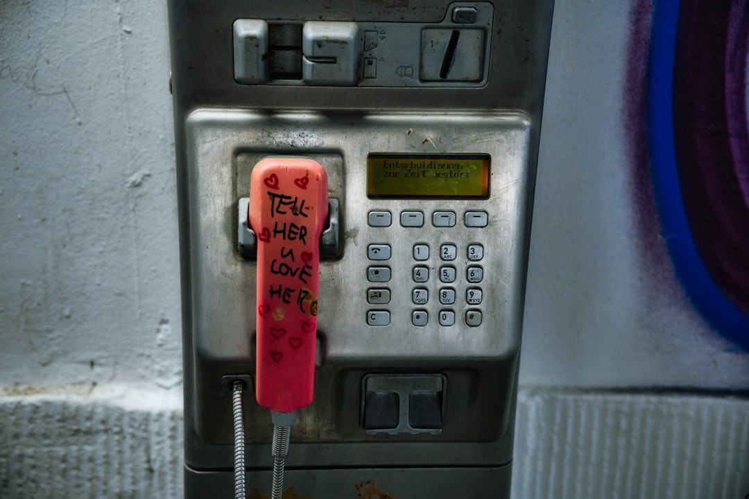 Photo fraud detection machine