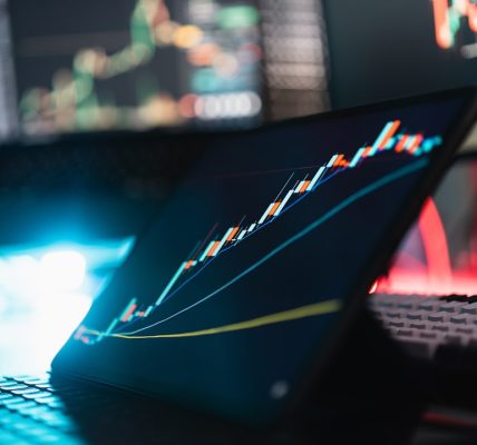 Photo Cybersecurity growth stocks