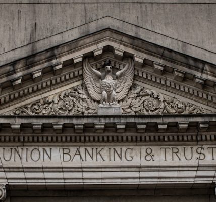 Photo banking analytics