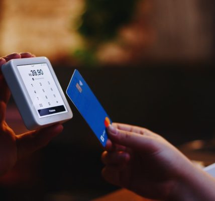Photo Biometric payments authentication